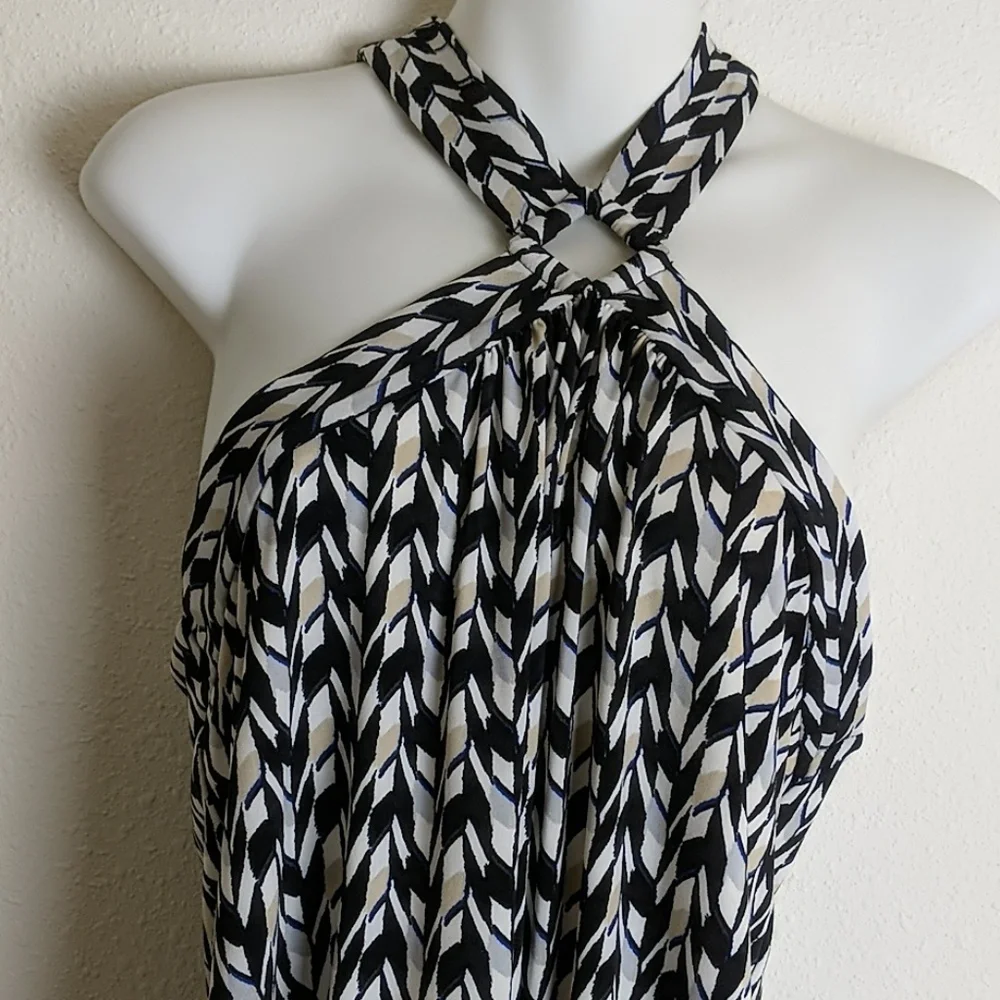 White House Black Market Halter style top NWT - Picture 2 of 8